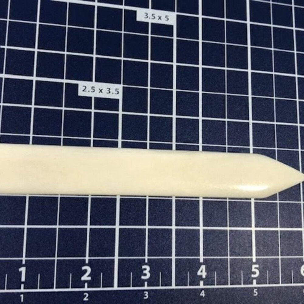Camel - Bone Folder - 6" Hand carved Professional Book Folding Tool - Real Bone - Picture 3 of 8